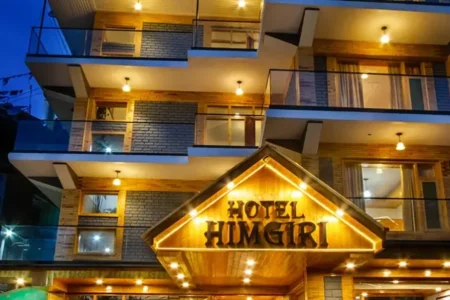Hotel Himgiri